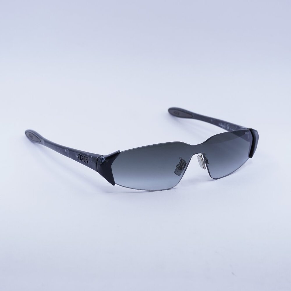 Dior DIORBAY M1U 10A1 Sunglasses Black Geometric Frame, Grey Lenses